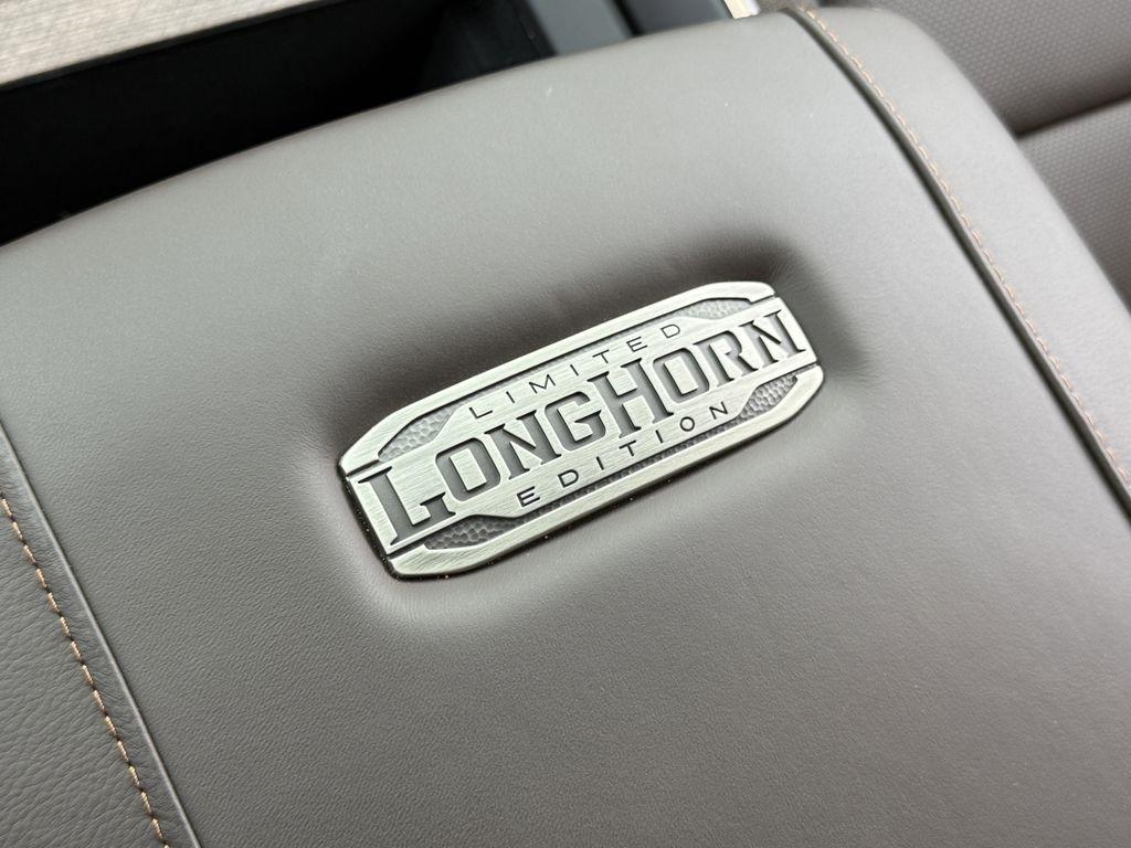 RAM 1500 Limited Crew Cab SWB 4WD 2026