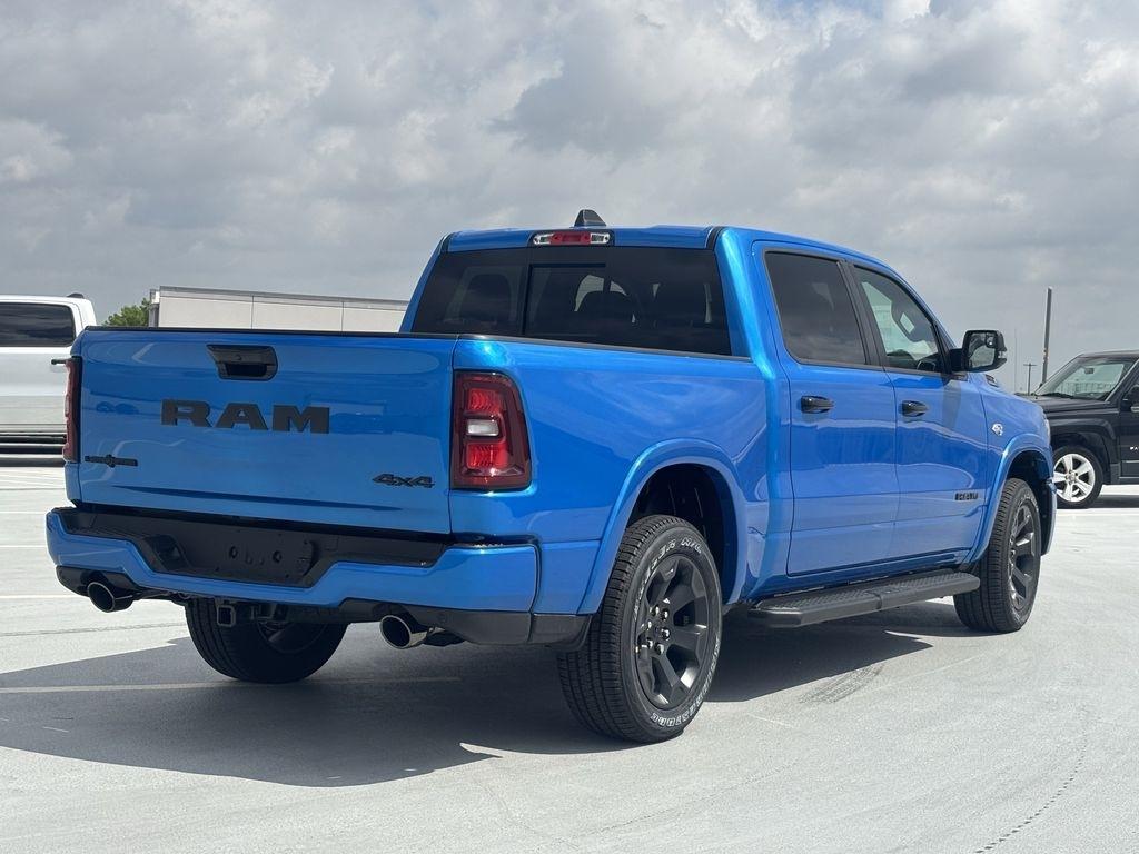 RAM 1500 Big Horn Crew Cab SWB 4WD 2026