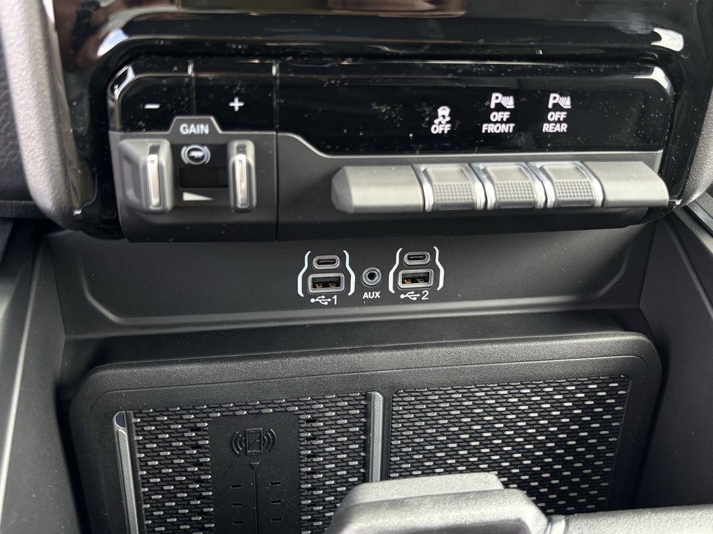 RAM 1500 Big Horn Crew Cab SWB 4WD 2026