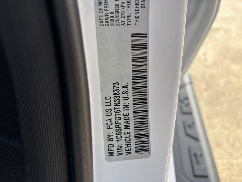 RAM 1500 Tradesman Crew Cab SWB 4WD 2026