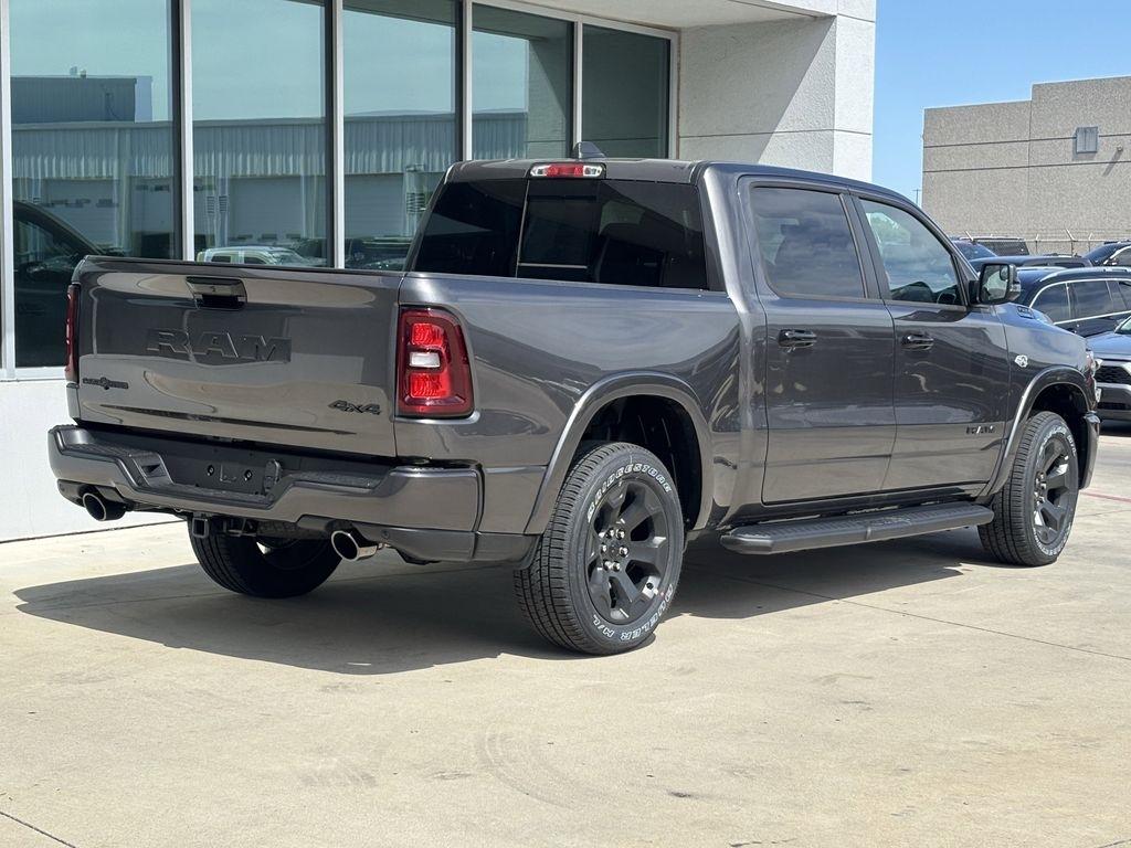 RAM 1500 Big Horn Crew Cab SWB 4WD 2026