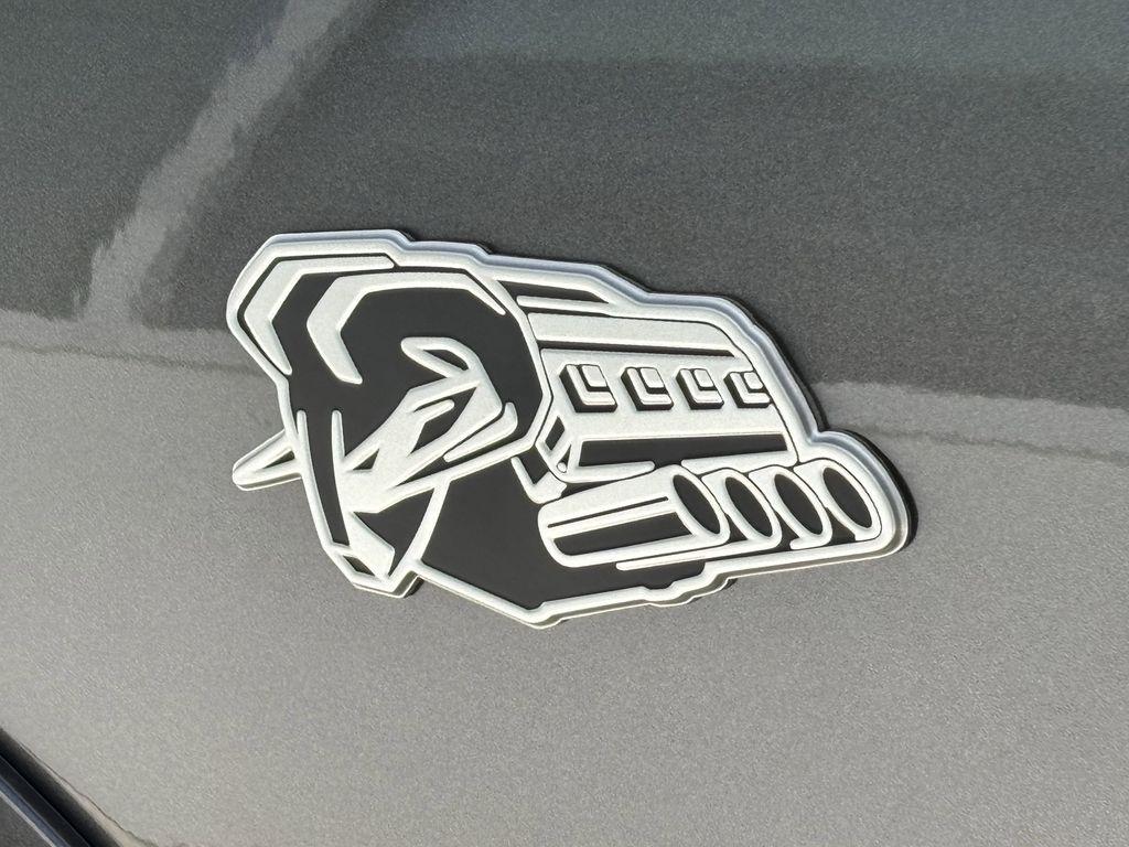 RAM 1500 Big Horn Crew Cab SWB 4WD 2026