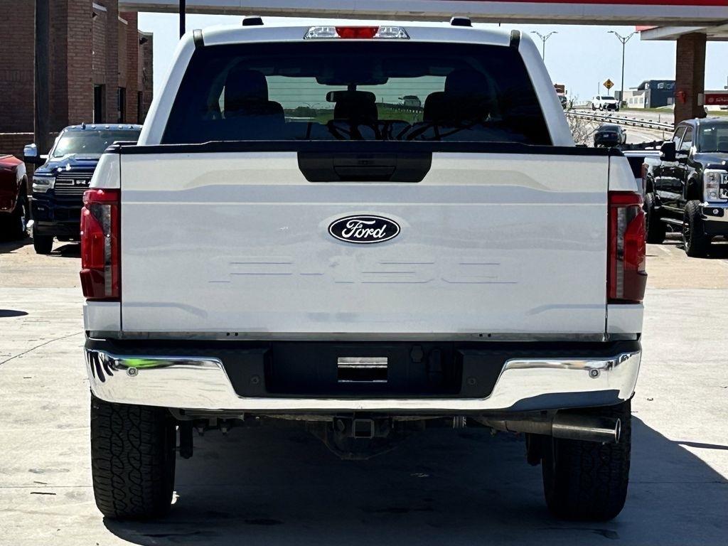 Ford F-150 XLT SuperCrew 4WD 2025