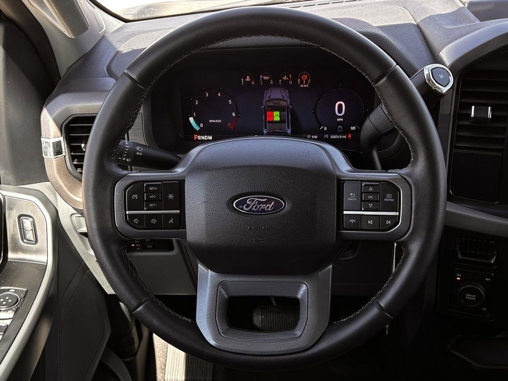 Ford F-150 XLT SuperCrew 4WD 2025