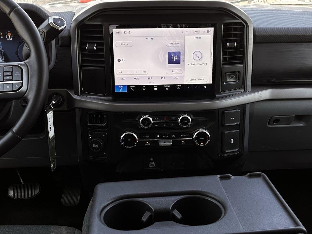 Ford F-150 XLT SuperCrew 4WD 2025