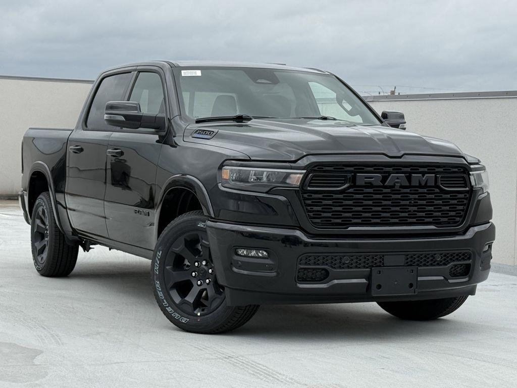 RAM 1500 Big Horn Crew Cab SWB 4WD 2026