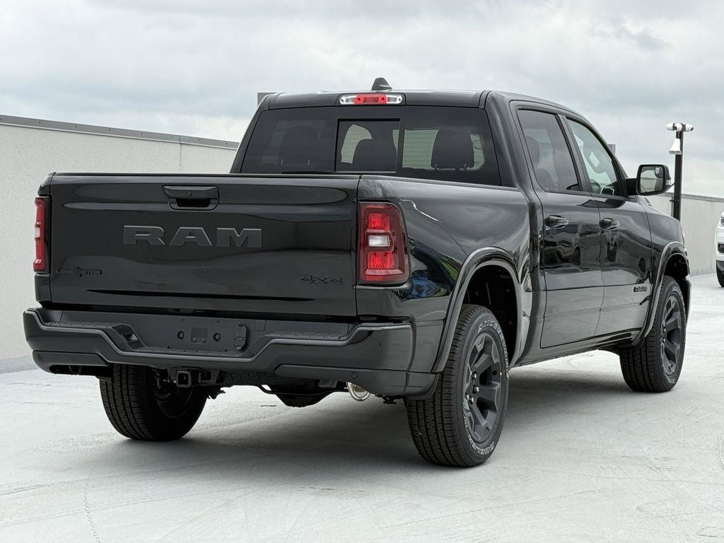 RAM 1500 Big Horn Crew Cab SWB 4WD 2026