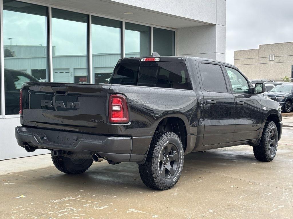 RAM 1500 Tradesman Crew Cab SWB 4WD 2026