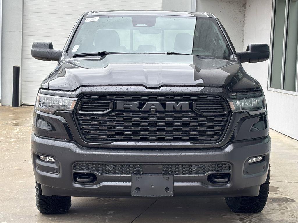 RAM 1500 Tradesman Crew Cab SWB 4WD 2026