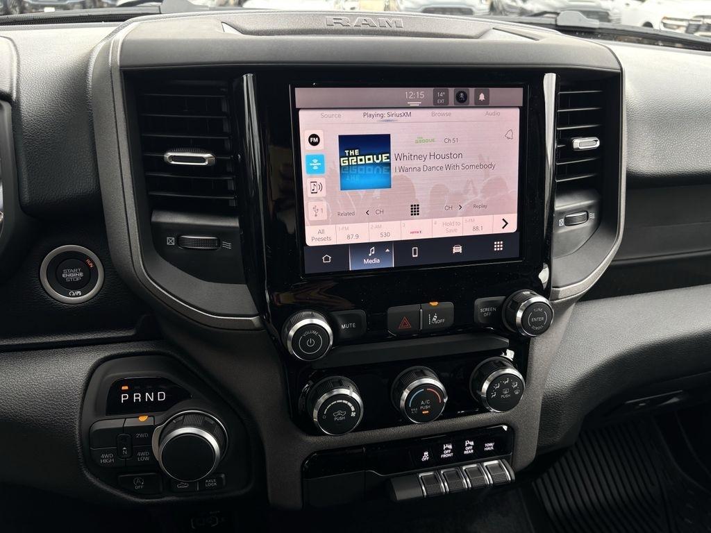 RAM 1500 Tradesman Crew Cab SWB 4WD 2026