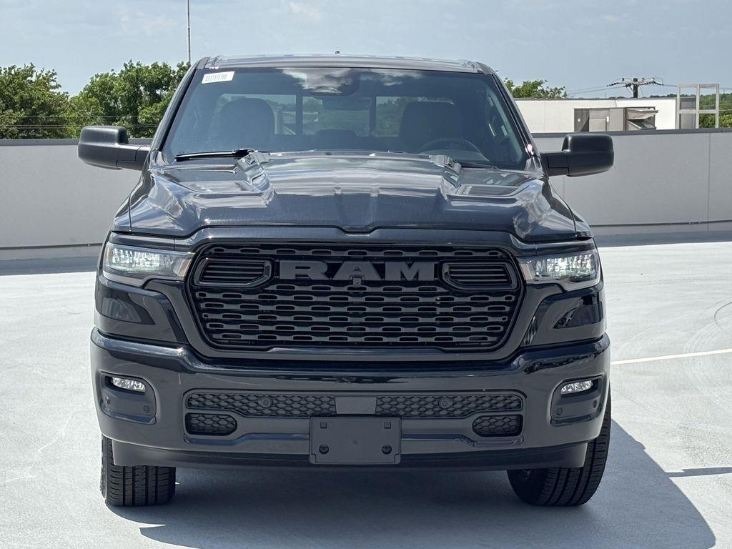 RAM 1500 Tradesman Crew Cab SWB 4WD 2026