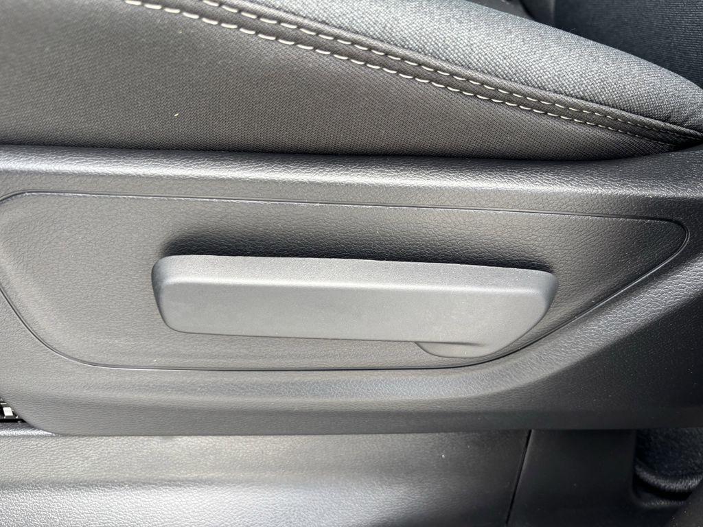 RAM 1500 Tradesman Crew Cab SWB 4WD 2026
