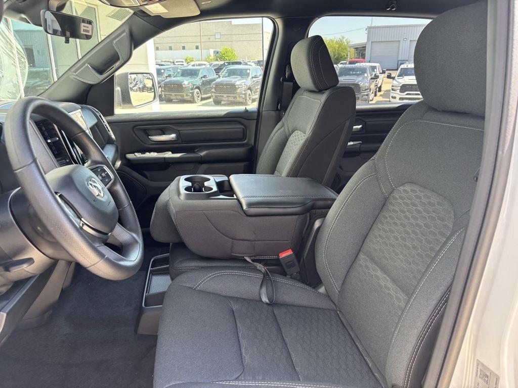 RAM 1500 Tradesman Crew Cab SWB 2WD 2026
