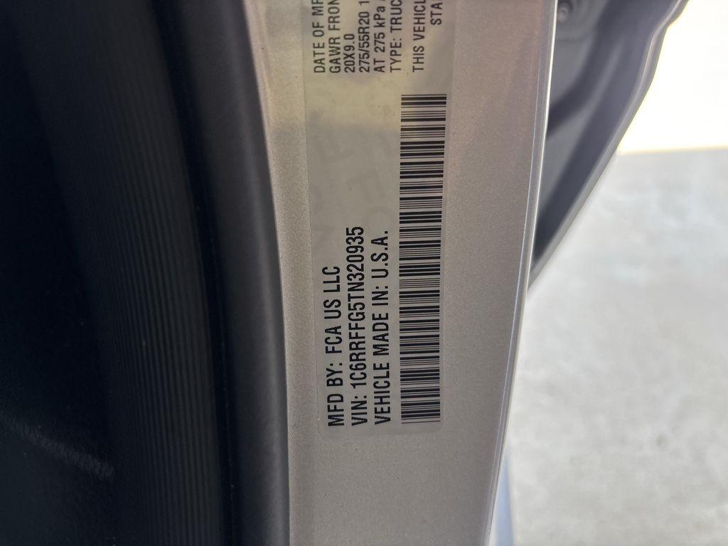RAM 1500 Big Horn Crew Cab SWB 4WD 2026