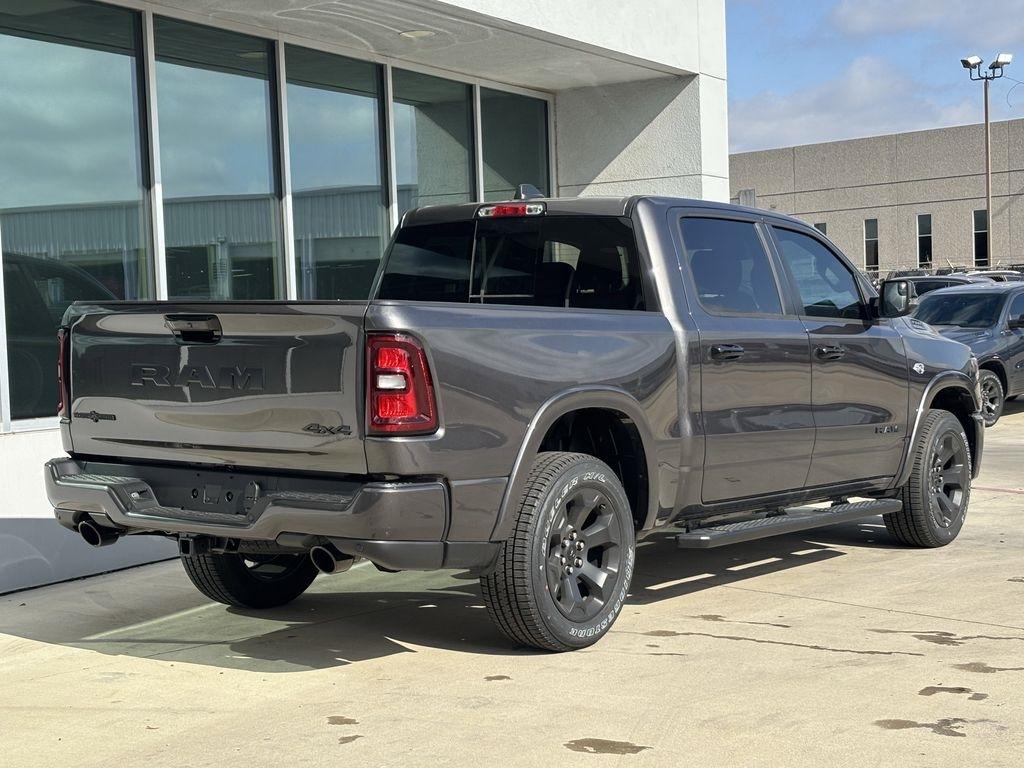 RAM 1500 Big Horn Crew Cab SWB 4WD 2026