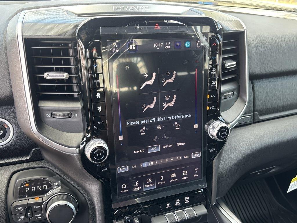 RAM 1500 Big Horn Crew Cab SWB 4WD 2026