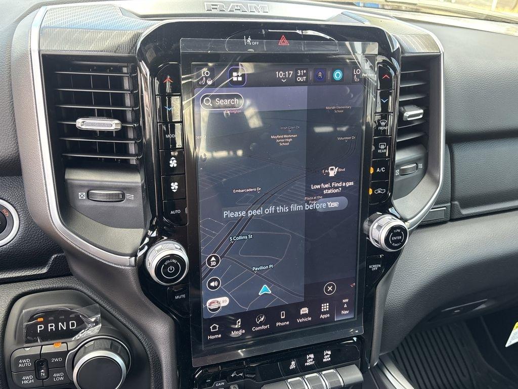 RAM 1500 Big Horn Crew Cab SWB 4WD 2026