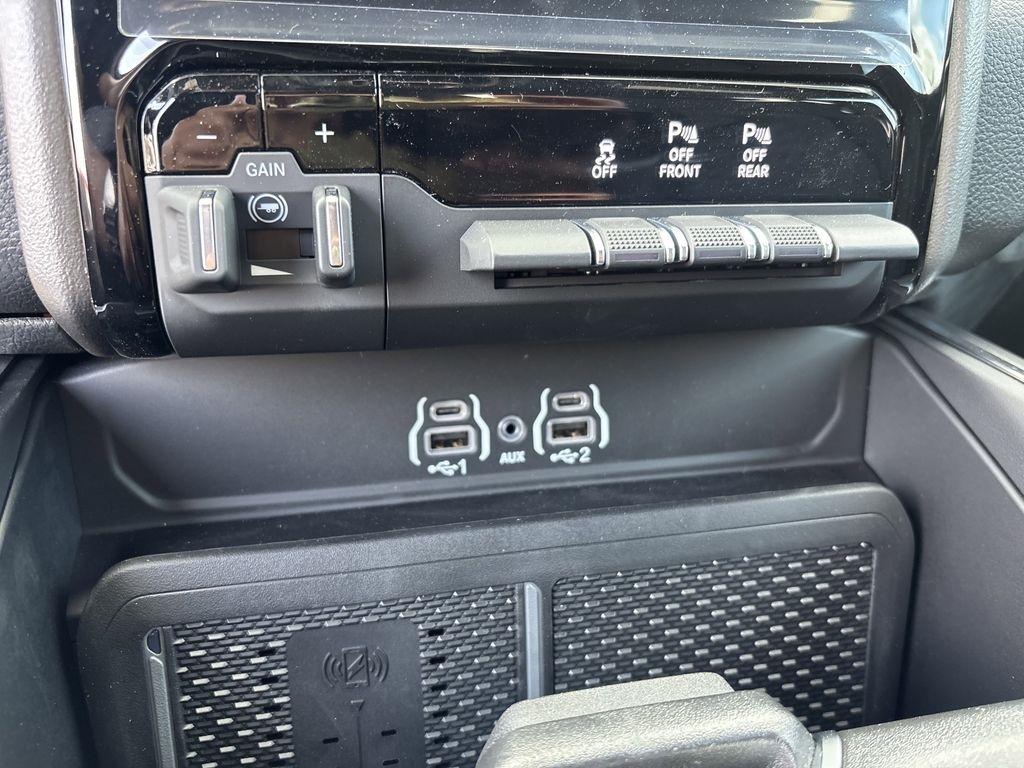 RAM 1500 Big Horn Crew Cab SWB 4WD 2026