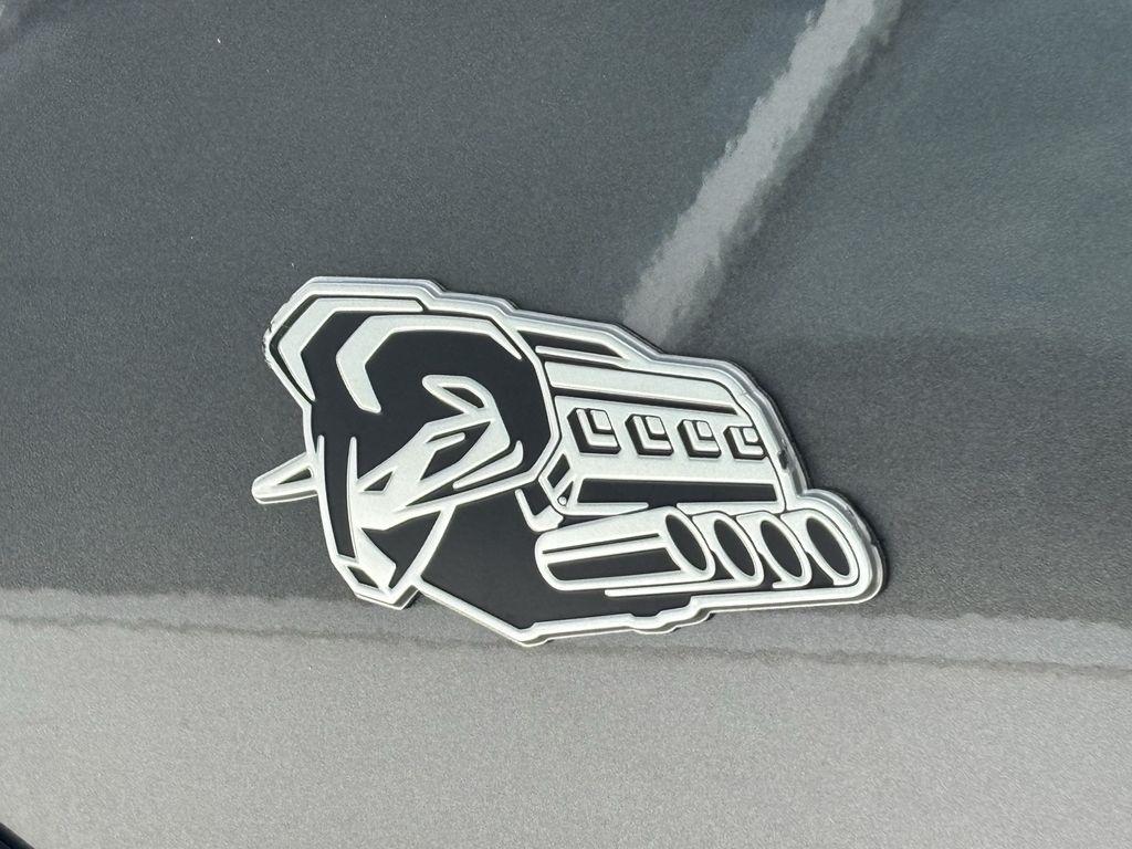 RAM 1500 Big Horn Crew Cab SWB 4WD 2026