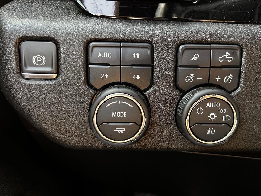 Chevrolet Silverado 3500HD  2024