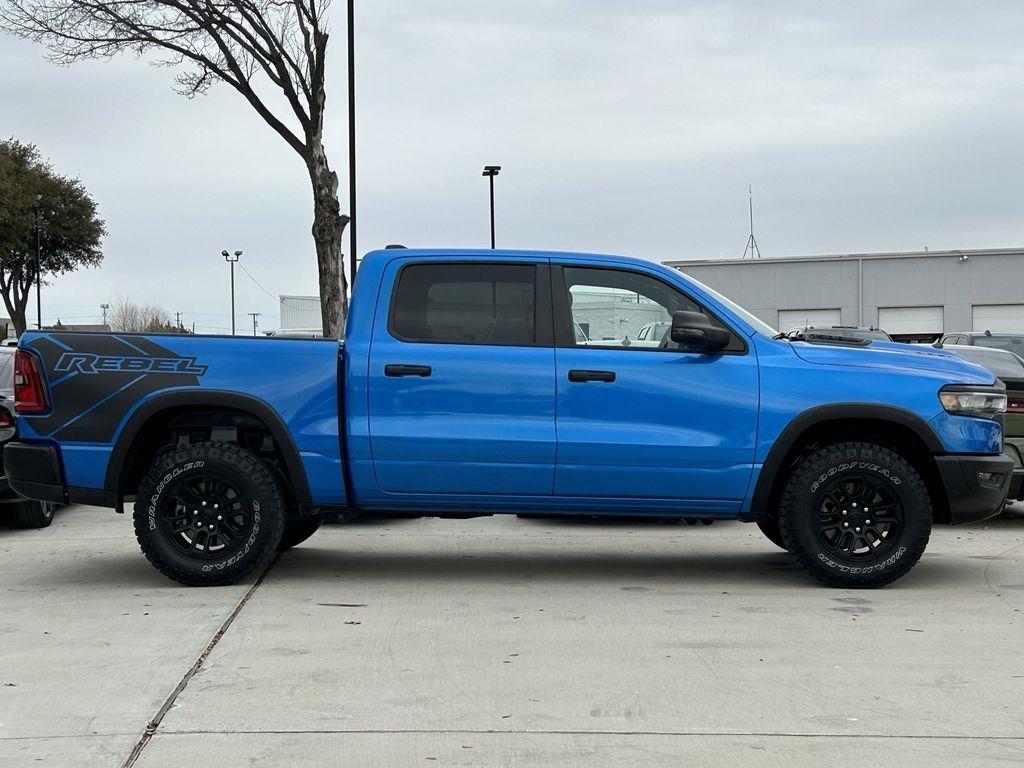 RAM 1500 Rebel Crew Cab SB 4WD 2025