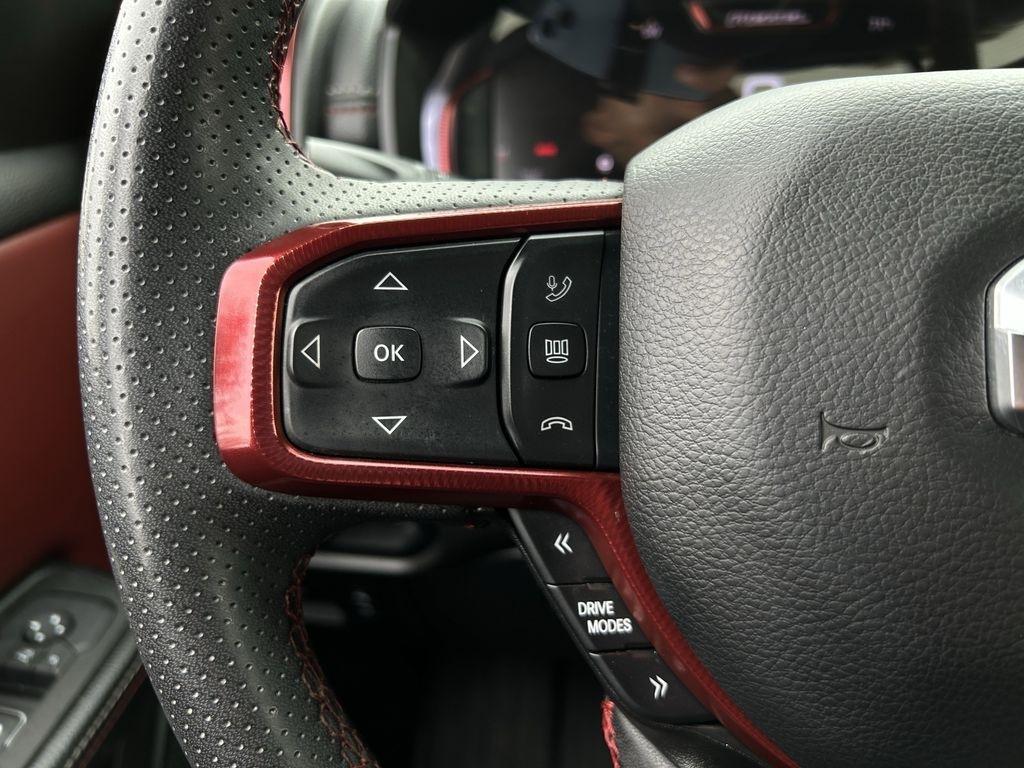 RAM 1500 Rebel Crew Cab SB 4WD 2025