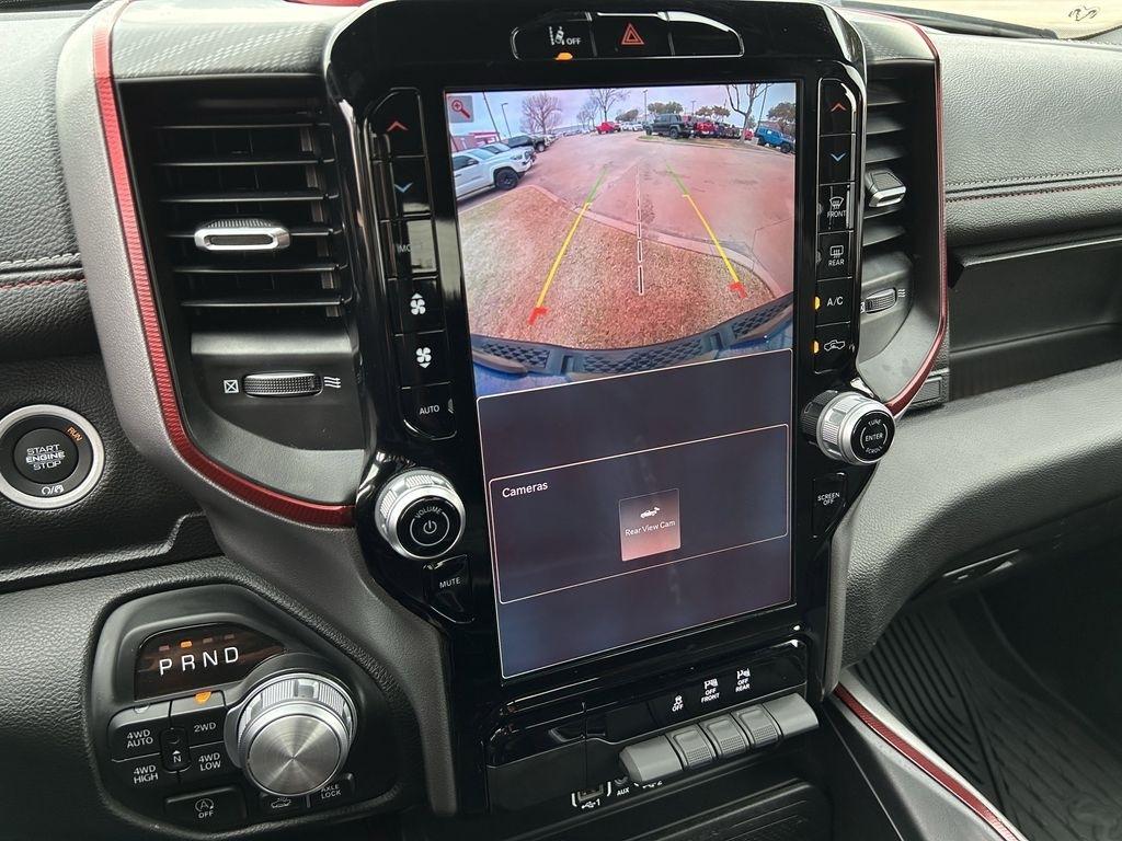 RAM 1500 Rebel Crew Cab SB 4WD 2025