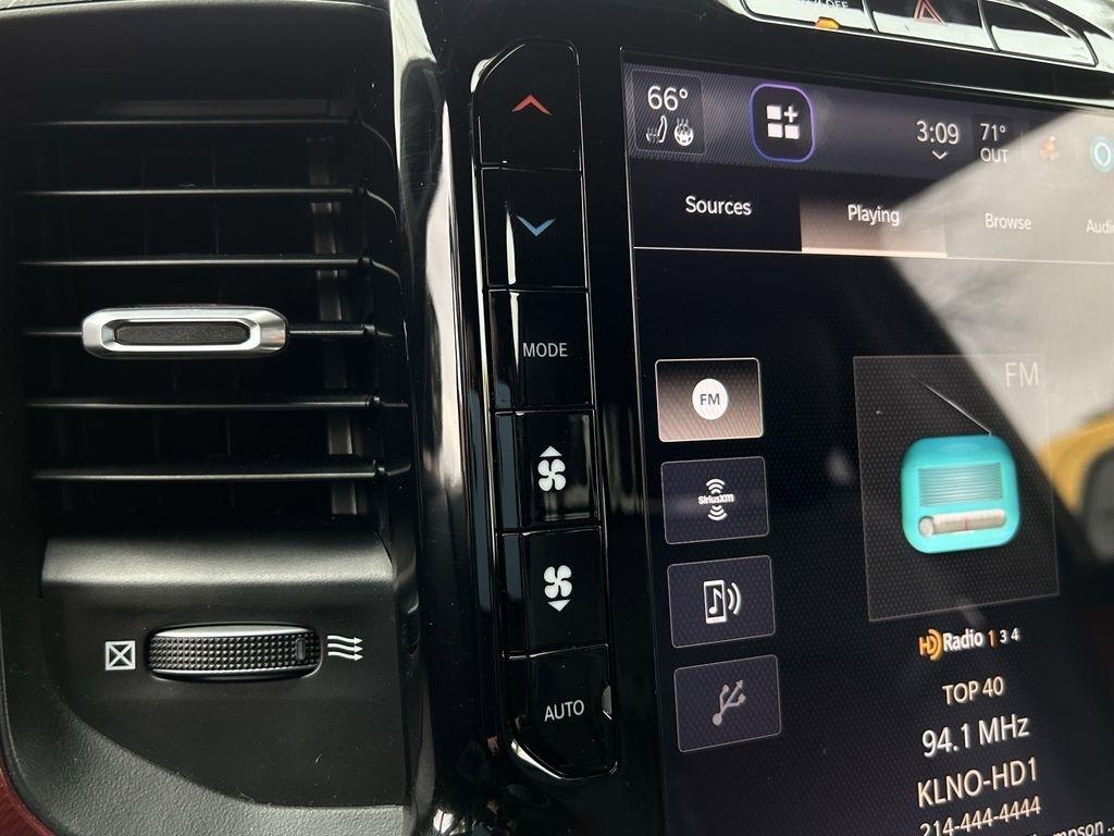 RAM 1500 Rebel Crew Cab SB 4WD 2025