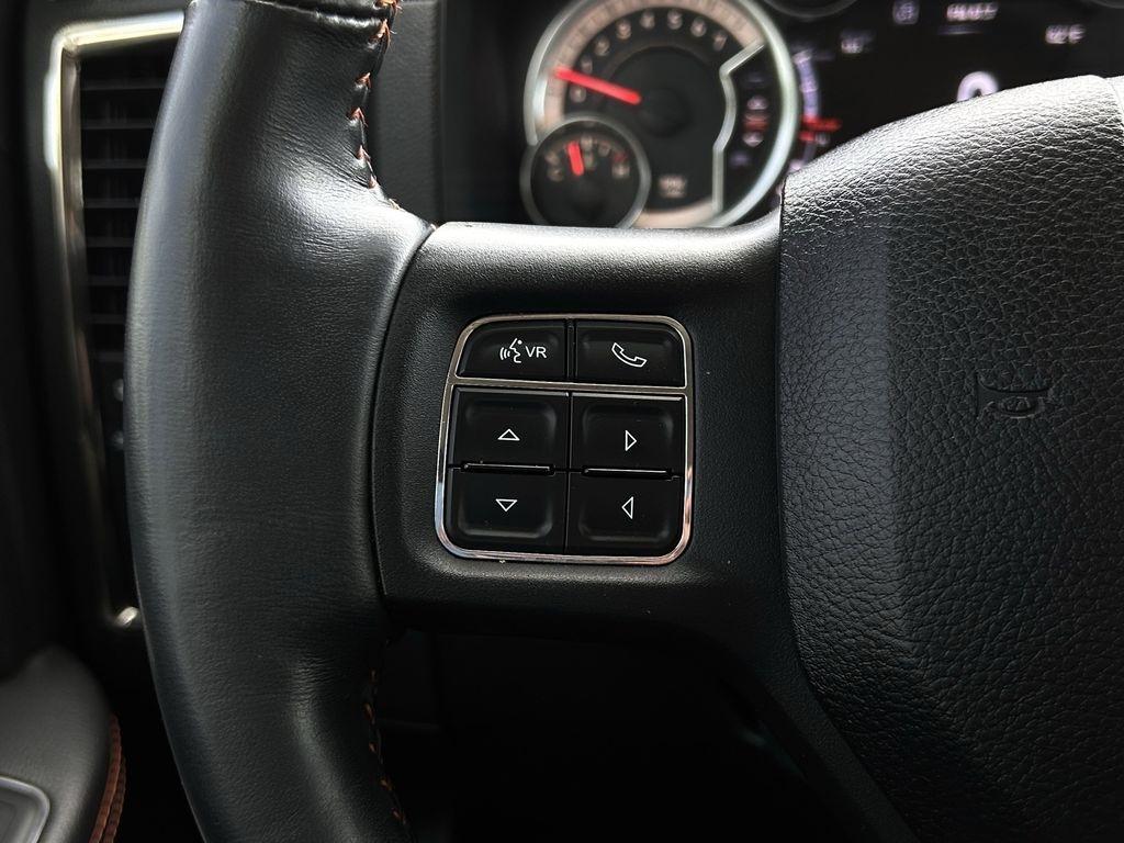 RAM 1500 Sport Crew Cab SWB 4WD 2015