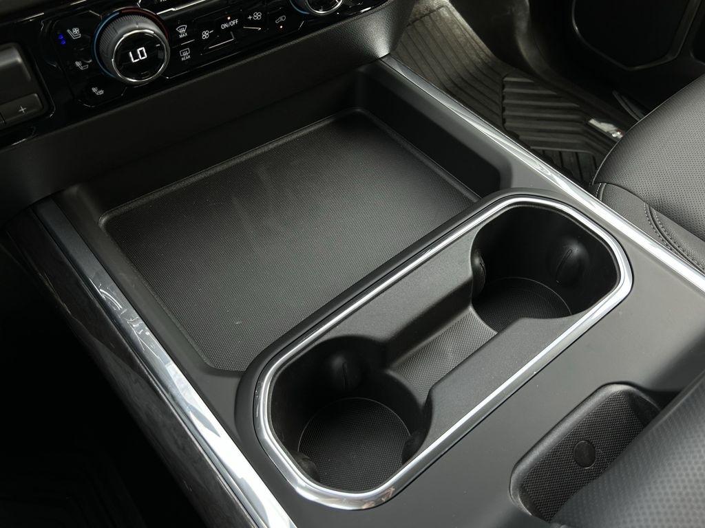 Chevrolet Silverado 2500HD  2025