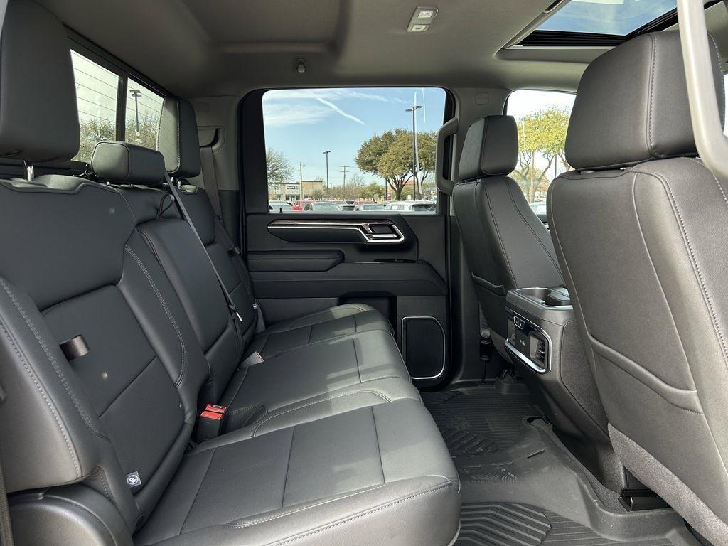 Chevrolet Silverado 2500HD  2025