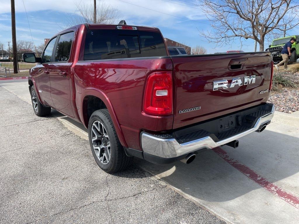 RAM 1500 Laramie Crew Cab SWB 4WD 2025