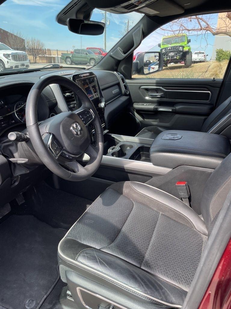 RAM 1500 Laramie Crew Cab SWB 4WD 2025