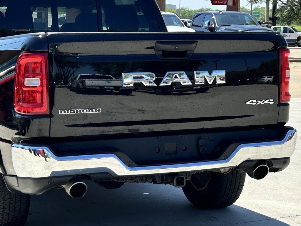 RAM 1500 Big Horn Crew Cab SWB 4WD 2025