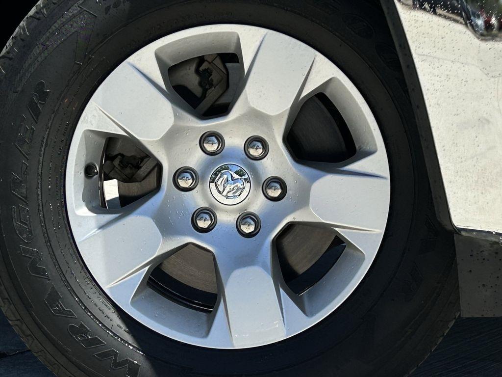 RAM 1500 Big Horn Crew Cab SWB 4WD 2025