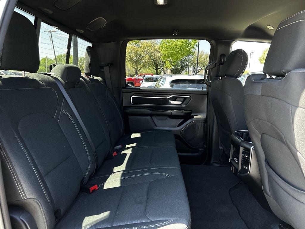 RAM 1500 Big Horn Crew Cab SWB 4WD 2025