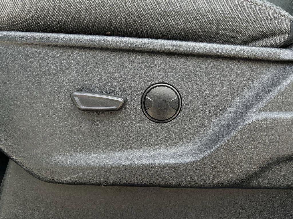 Ford F-150 XLT SuperCrew 4WD 2024