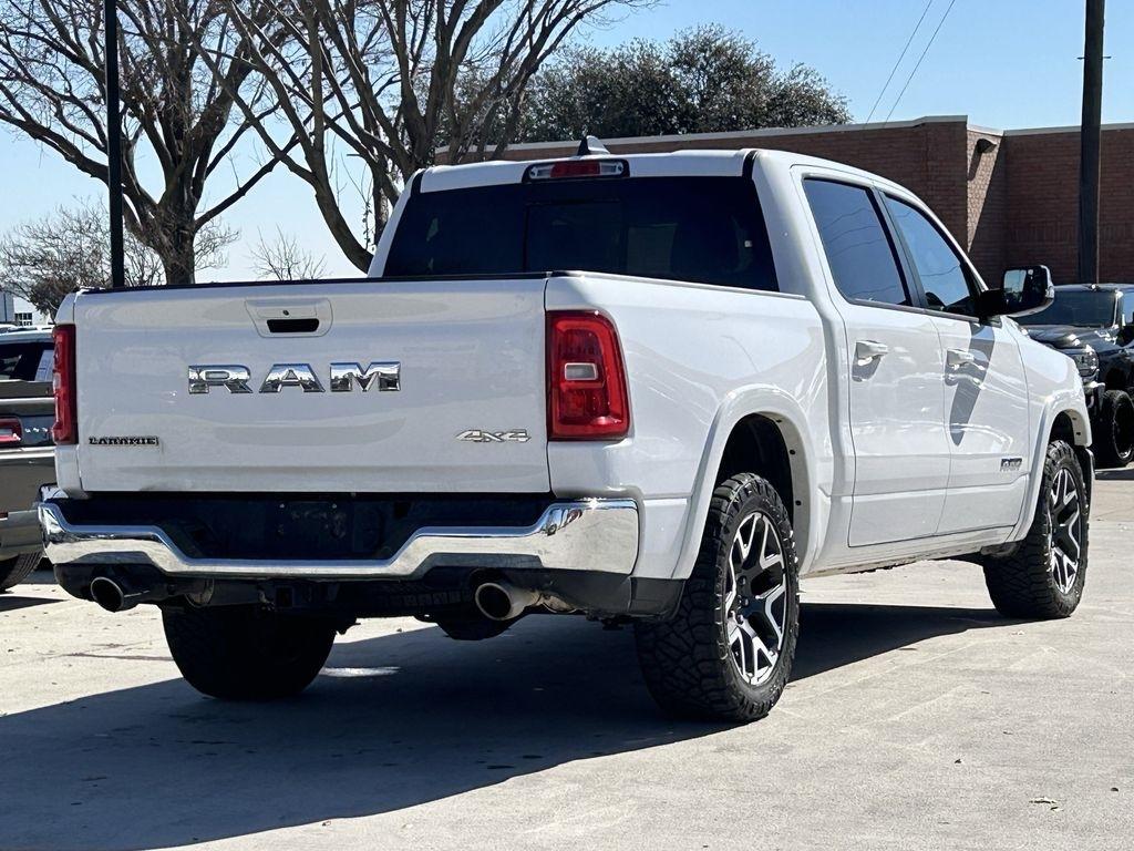 RAM 1500 Laramie Crew Cab SWB 4WD 2025