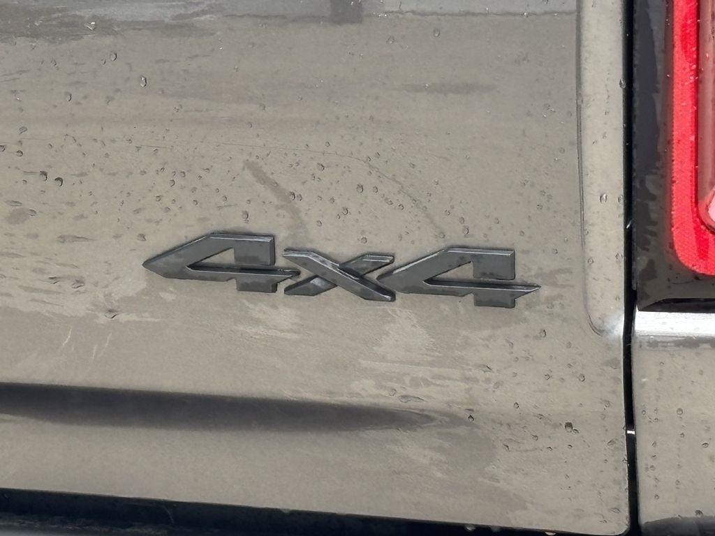 RAM 1500 Big Horn Crew Cab SWB 4WD 2026