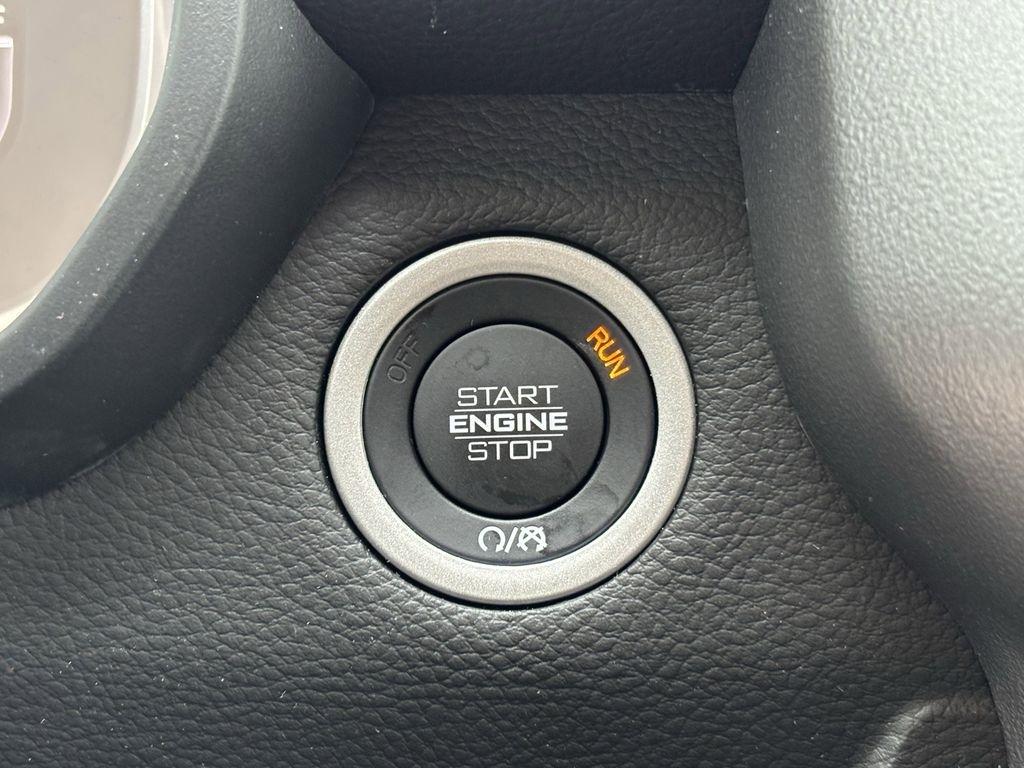 RAM 1500 Big Horn Crew Cab SWB 4WD 2026