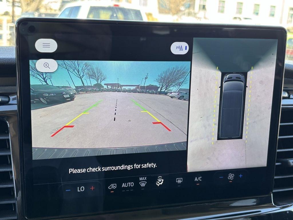 Ford Transit 350 Wagon Low Roof XLT w/Sliding Pass. 148-in. WB 2023