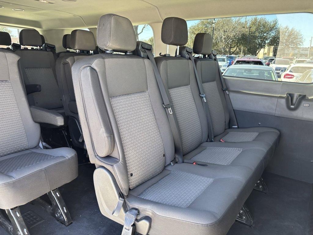 Ford Transit 350 Wagon Low Roof XLT w/Sliding Pass. 148-in. WB 2023