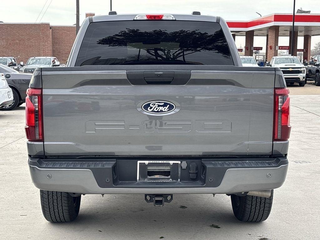 Ford F-150 STX SuperCrew 4WD 2024