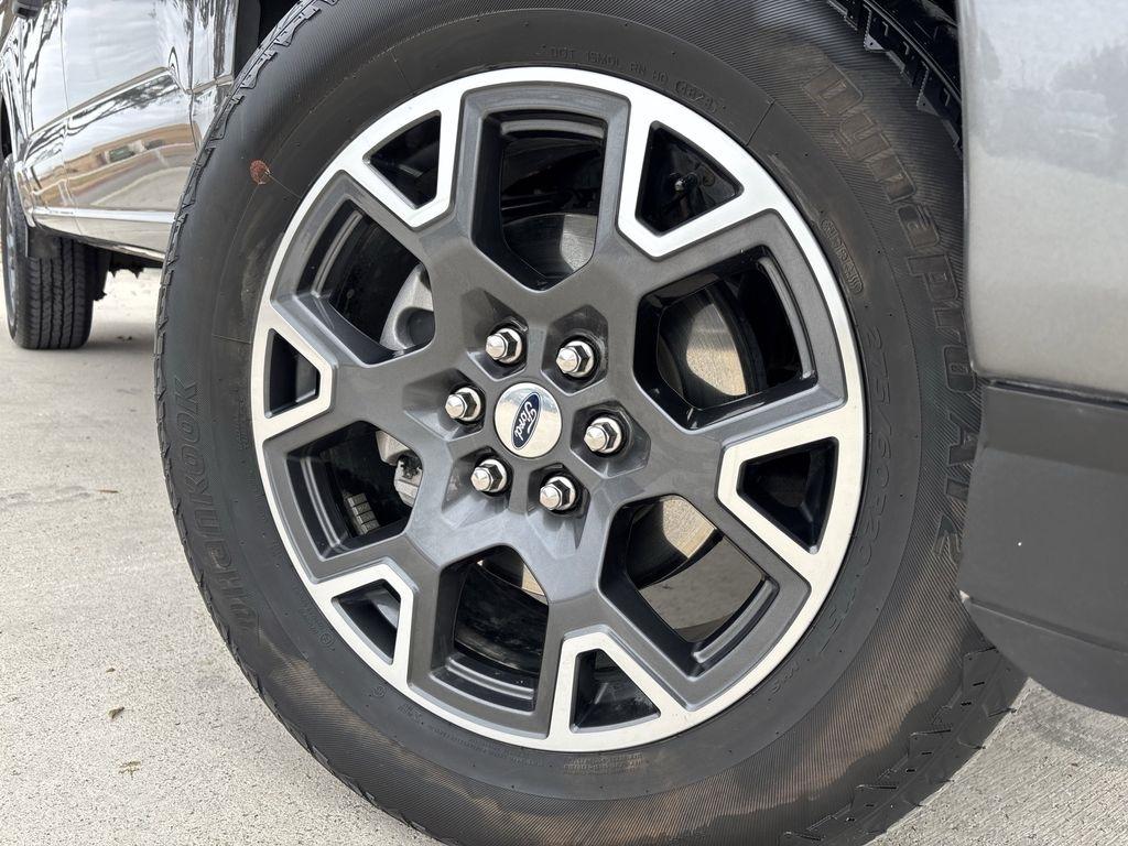 Ford F-150 STX SuperCrew 4WD 2024