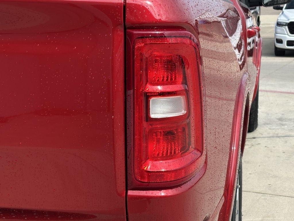 RAM 1500 Lone Star Crew Cab SB 2WD 2026