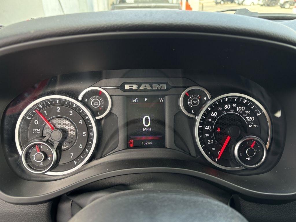 RAM 1500 Lone Star Crew Cab SB 2WD 2026