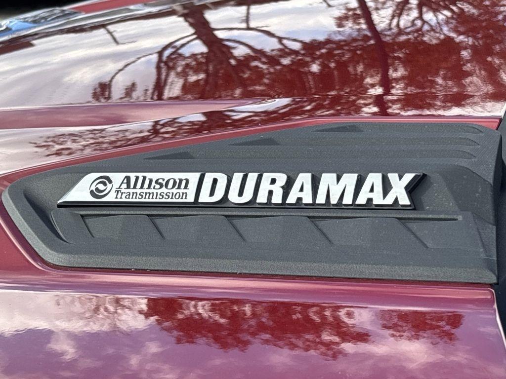 Chevrolet Silverado 2500HD LTZ Crew Cab Long Box 4WD 2025