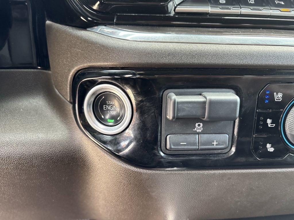 Chevrolet Silverado 2500HD LTZ Crew Cab Long Box 4WD 2025