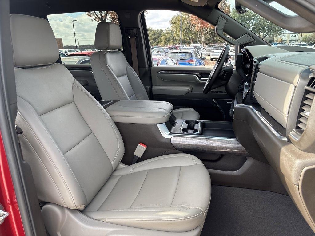 Chevrolet Silverado 2500HD LTZ Crew Cab Long Box 4WD 2025