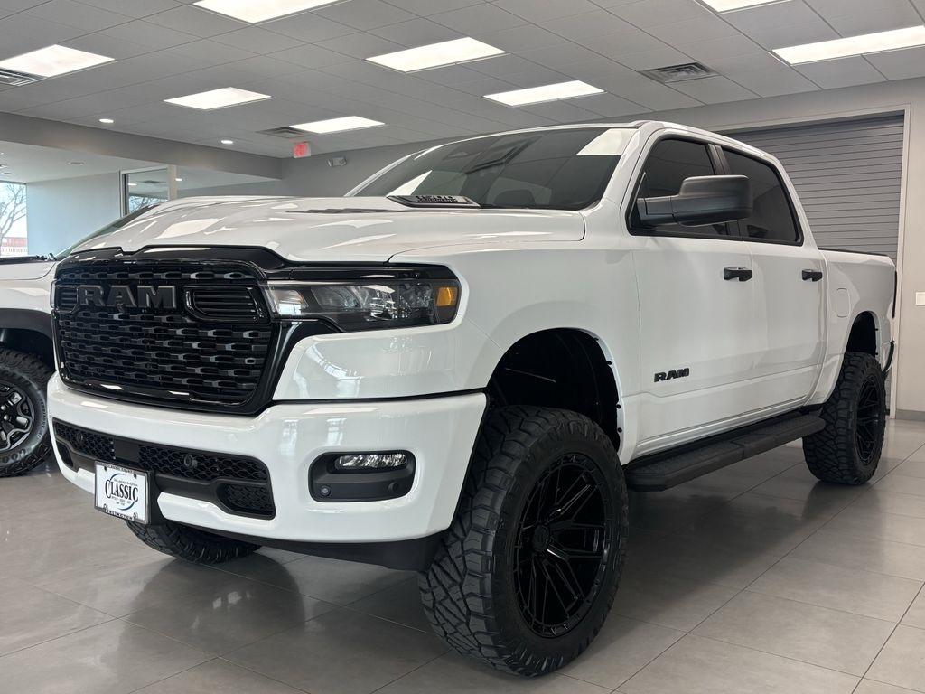 RAM 1500 Tradesman Crew Cab SWB 4WD 2026